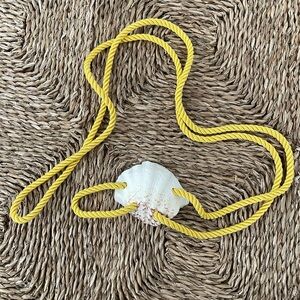 Vintage seashell rope belt